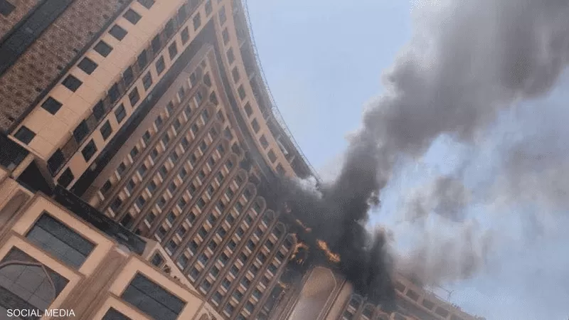 اندلاع حريق بفندق ضخم في بغداد وسط غياب لجهل السبب