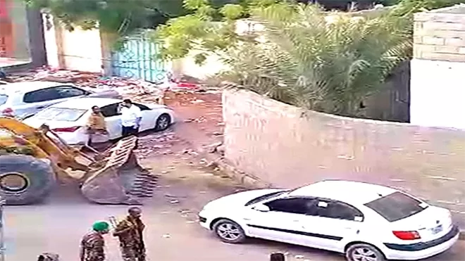 متنفذون يبسطون على الأراضي وحقوق المواطنين في عدن