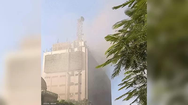 القاهرة.. اندلاع حريق كبير في "سنترال رمسيس"