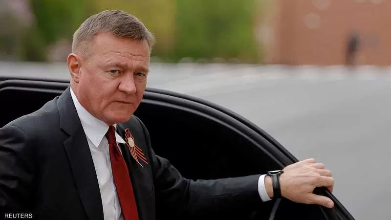 انتحار وزير النقل الروسي بعد ساعات من إقالته في سيارته