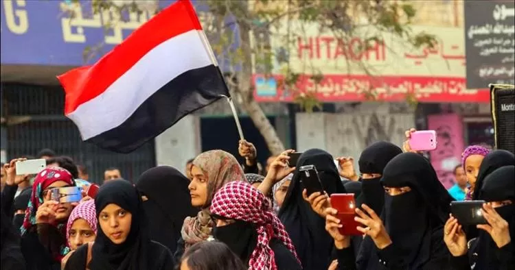 نساء اليمن في.. تمكين على الورق وتهميش في الواقع