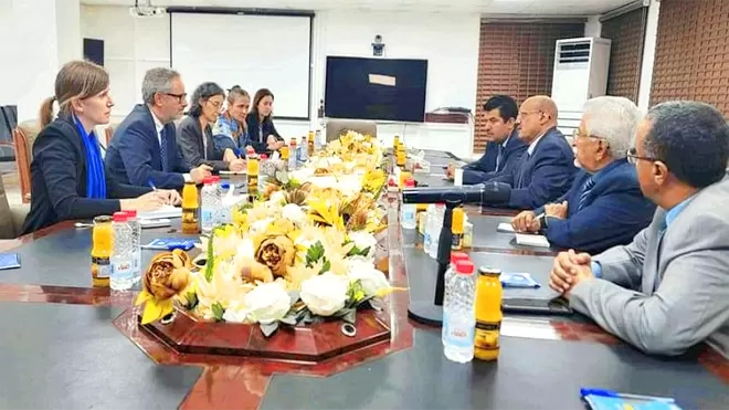 البنك المركزي في عدن يلتقي سفراء دول الاتحاد الأوروبي