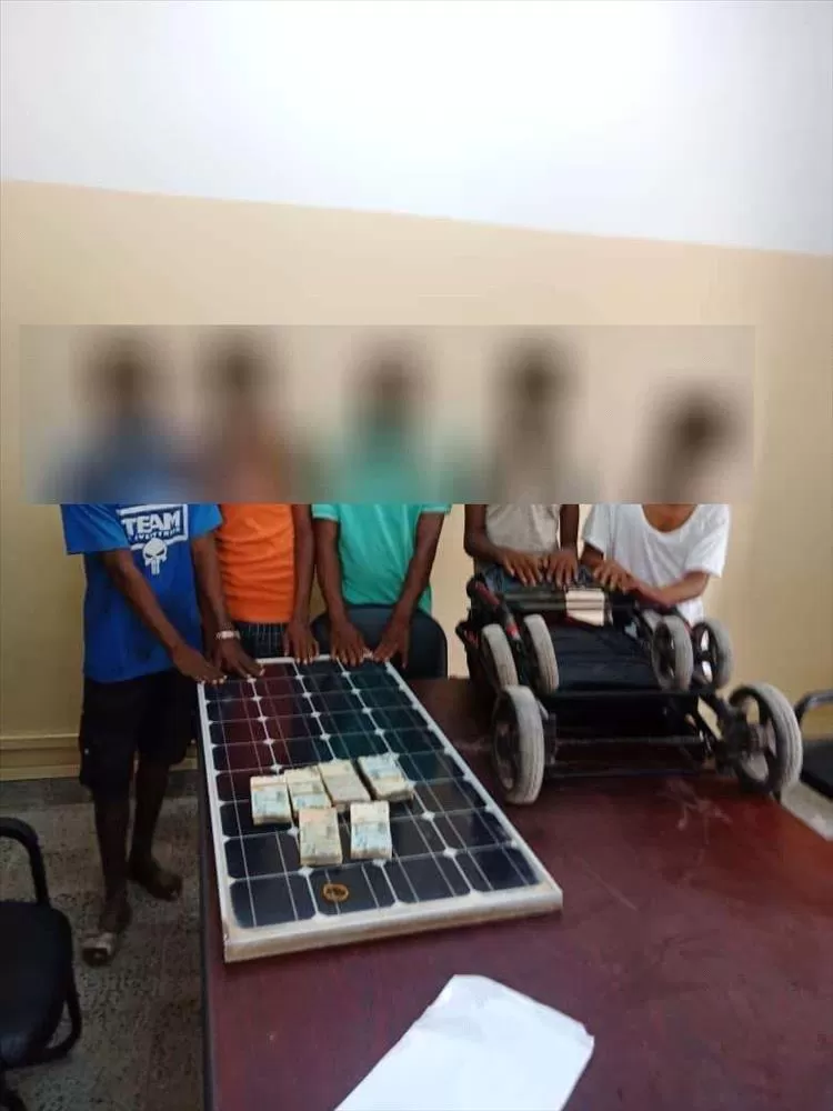 الجوع يدفع نحو الجريمة.. حوادث السرقات ترتفع في عدن مع تراجع الجرائم الأخرى