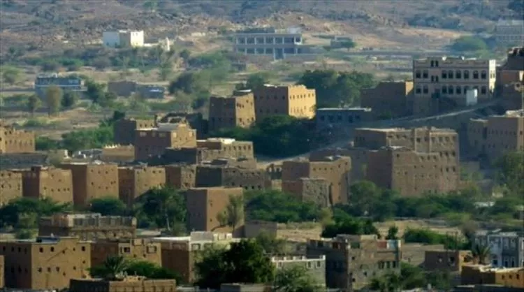 برصاص جنود في نقطة تفتيش قتل سائق شاحنة "دينا"  في مديرية المحفد