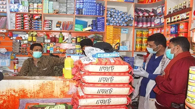 السلطة المحلية في لحج تتحرك ميدانيا وتحدد أسعار المواد الغذائية