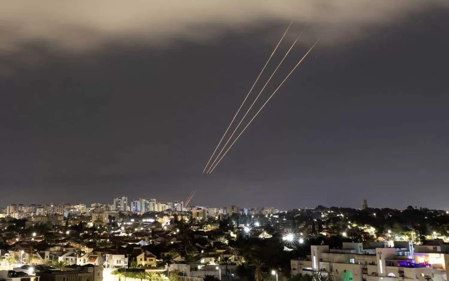 جيش الاحتلال الإسرائيلي يعترض صاروخًا أطلقه الحوثيون