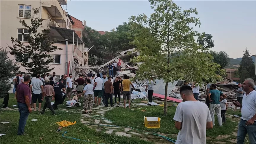 زلزال بقوة 6.1 درجة على مقياس ريختر يضرب شمال غرب تركيا