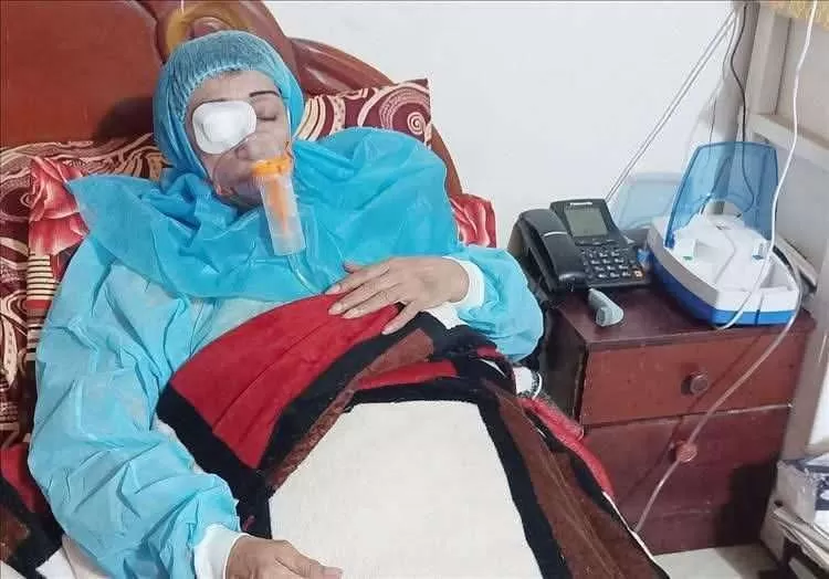 أمل كعدل … صوت عدن العذب يواجه المرض بابتسامة الأمل