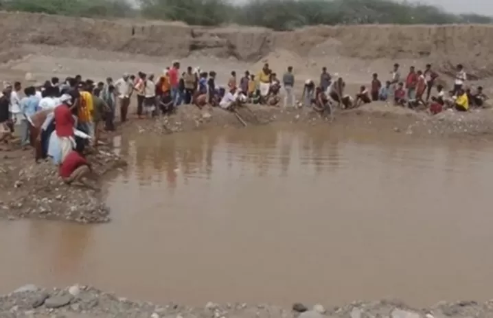 اليمن: وفاة شابين غرقًا في حفرة لمياه الأمطار بالحديدة