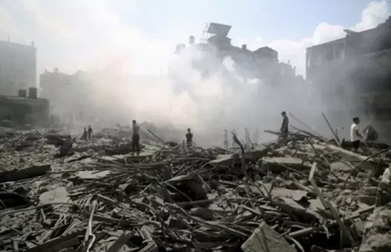 إسرائيل تهدد بحرق غزة إذا لم تستسلم حماس