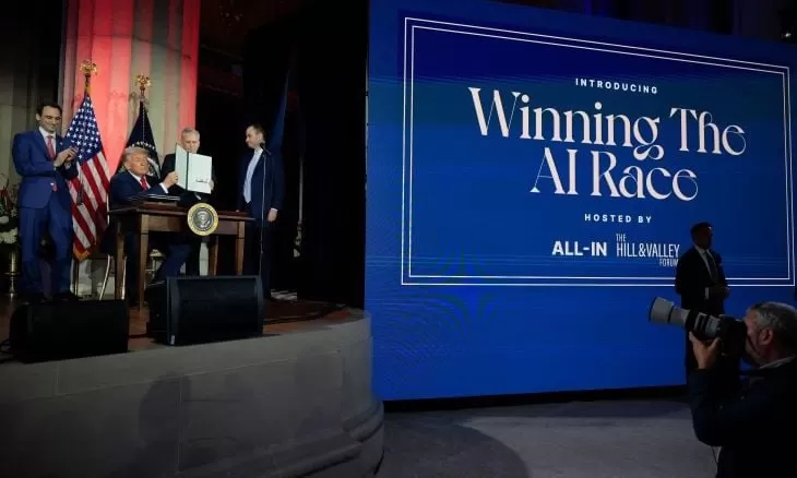 باحثة: احذروا من استعمار الذكاء الاصطناعي الأمريكي ومشروعه الإيديولوجي