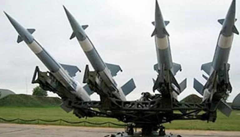 واشنطن توافق على بيع كييف آلاف الصواريخ