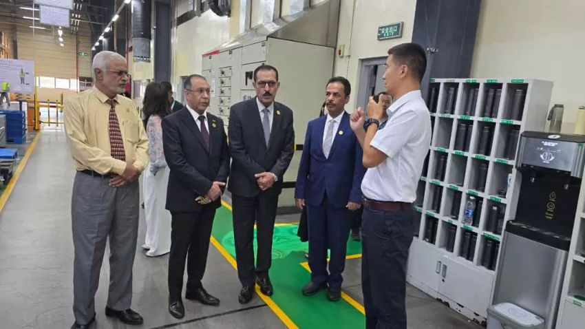 وفد يمني يطلع على تقنيات المصانع الكبرى في نينغشيا الصينية