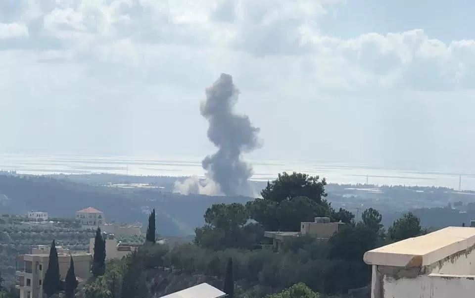 غارة إسرائيلية تقتل خمسة أفراد على جنوب لبنان واليونيفيل تندد بقصف تستهدف عناصرها