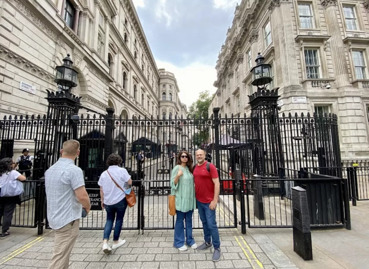 بريطانيا تشهد زلزالًا سياسيًا : استقالات وتعيينات تعيد خلط الأوراق