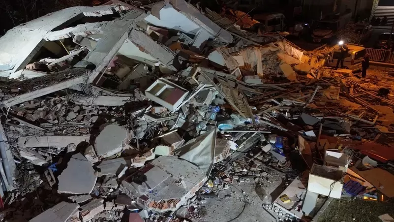 زلزال بقوة 4.9 درجة يضرب شمال غرب تركيا