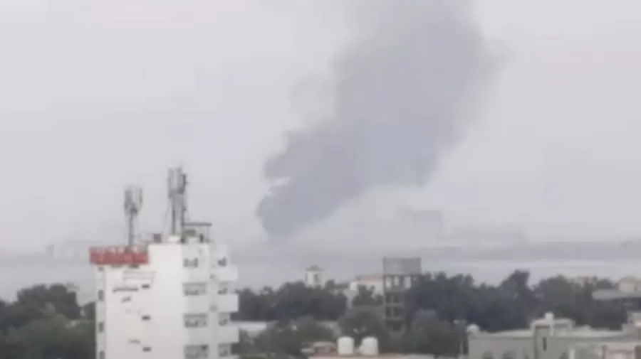 اليمن: إسرائيل تشن غارات جوية على ميناء الحديدة