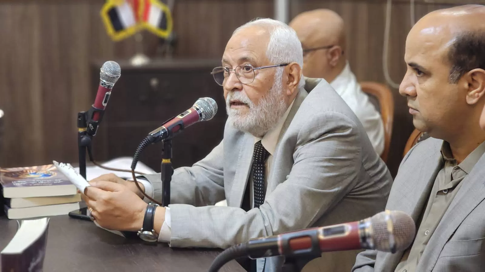 حفل  توقيع كتاب التعايش الإنساني: الواقع والمأمول للدكتور نجيب عسكر في المركز الثقافي اليمني في القاهرة