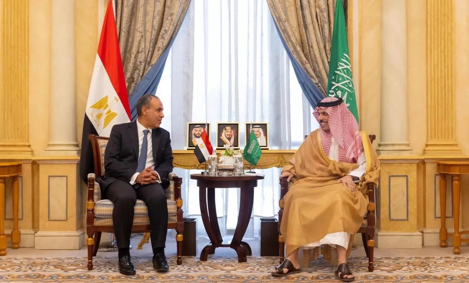 وزيرا الخارجية السعودي والمصري يبحثان التطورات الإقليمية والأوضاع في غزة