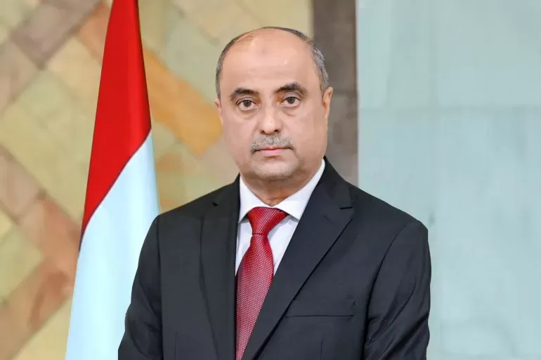 اليمن: رئيس الوزراء يوجّه بملاحقة وضبط المتورطين في اغتيال "المشهري"
