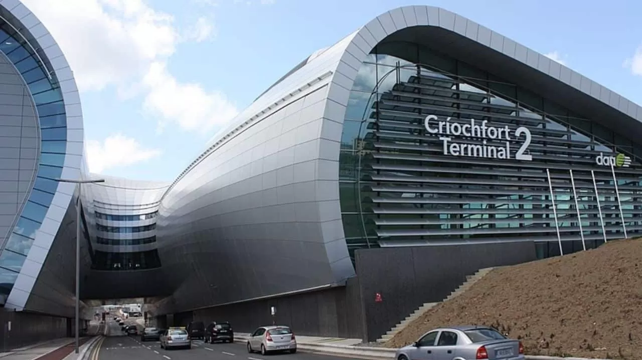 إعادة فتح مبنى ركاب بمطار دبلن الدولي بعد إجراء أمني
