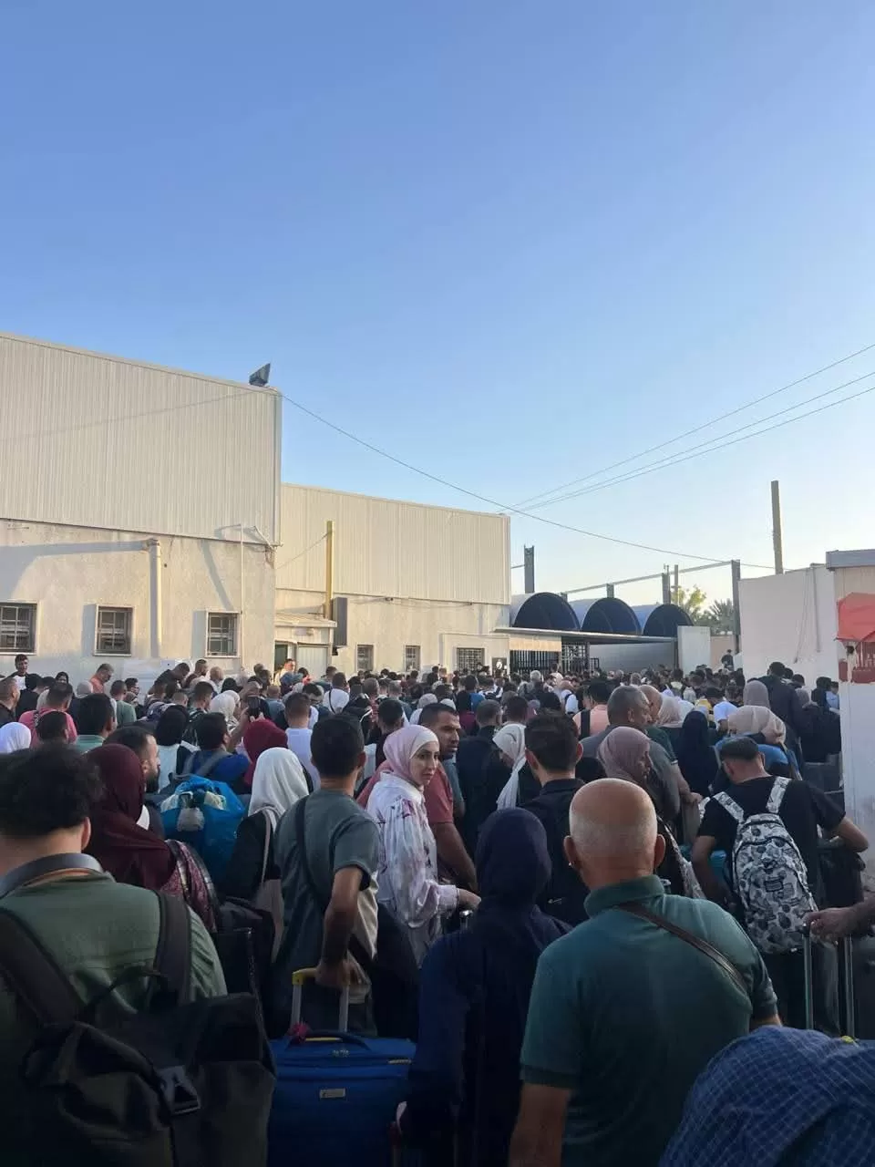 الأردن تعلن فتح جسر الملك حسين أمام المسافرين واستمرار إغلاقه أمام الشحن