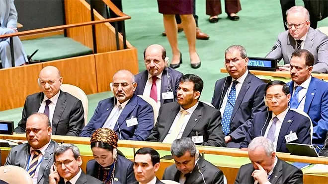 اليمن: قيادات المجلس الرئاسي يشاركون في أعمال الجمعية العامة في نيويورك