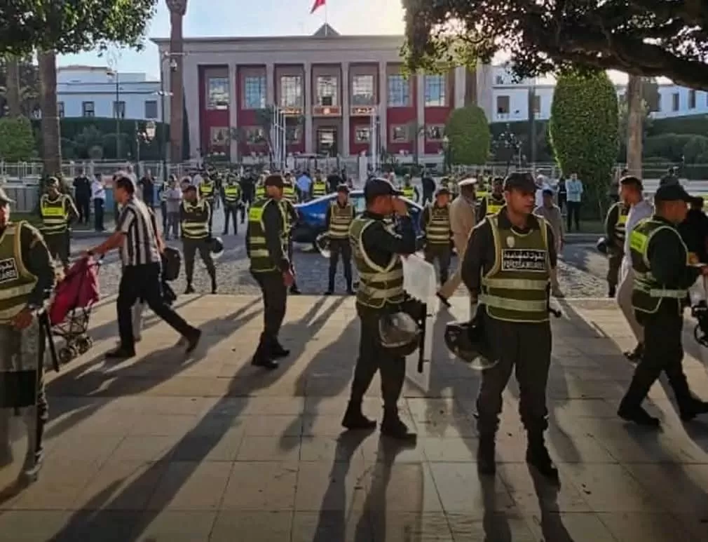 قوات أمن المغرب توقف تظاهرة شبابية لمجموعة "جيل زد 212"