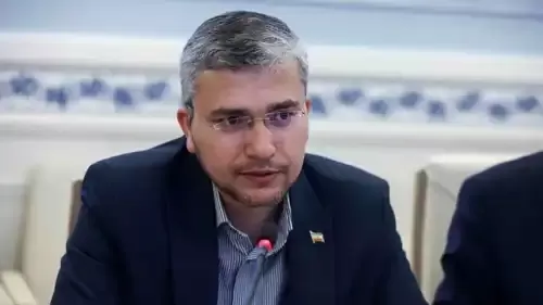 إيران تبحث الانسحاب من معاهدة حظر الانتشار النووي (NPT)