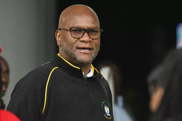 مصرع سفير جنوب أفريقيا لدى فرنسا في ظروف غامضة