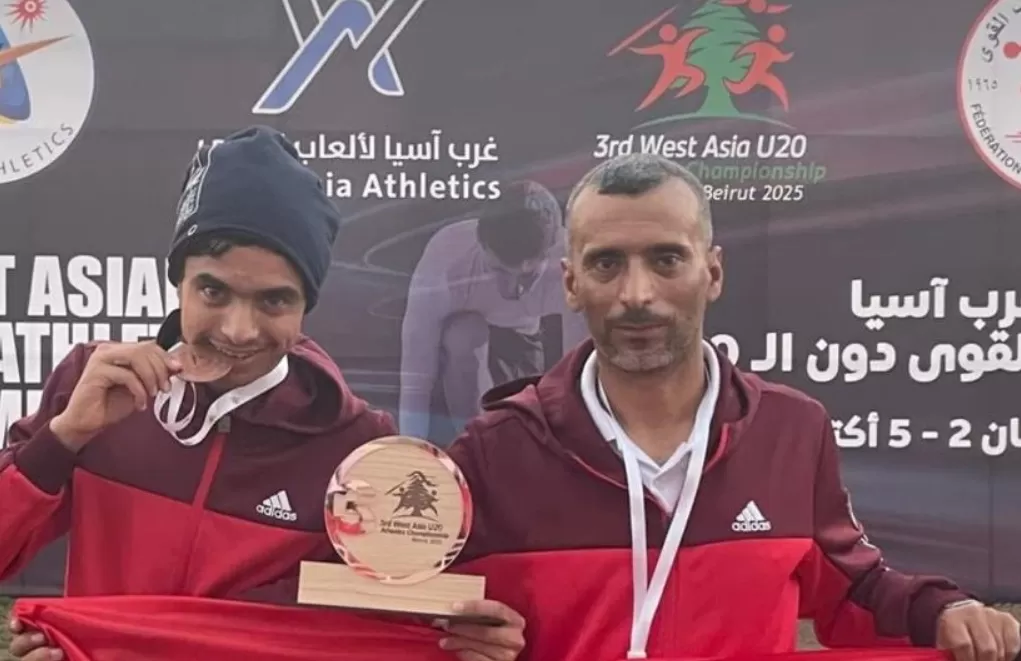 لاعب يمني يفوز بذهبية سباق 5000 متر في ألعاب القوى