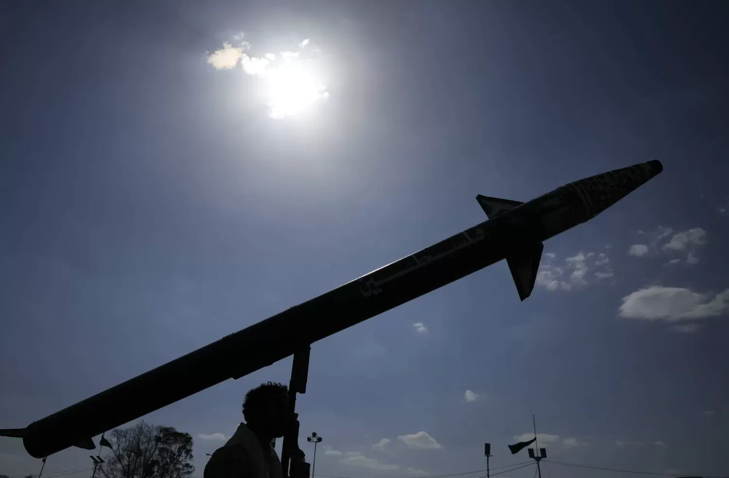 إسرائيل تعلن اعتراضها لصاروخ أطلق من اليمن