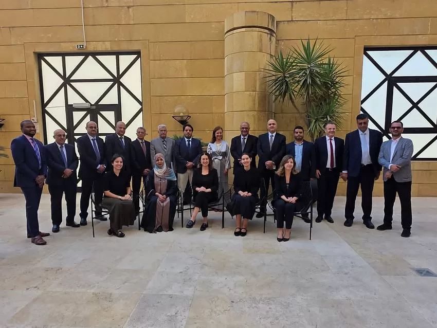 اليمن: الحكومة الشرعية وصندوق النقد الدولي يبحثان في عمّان تعزيز الاستقرار الاقتصادي