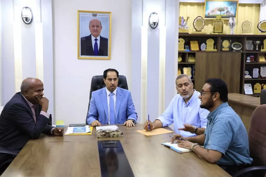 وزير الشباب والرياضة يناقش استعدادات إقامة بطولة كأس السوبر لكرة السلة