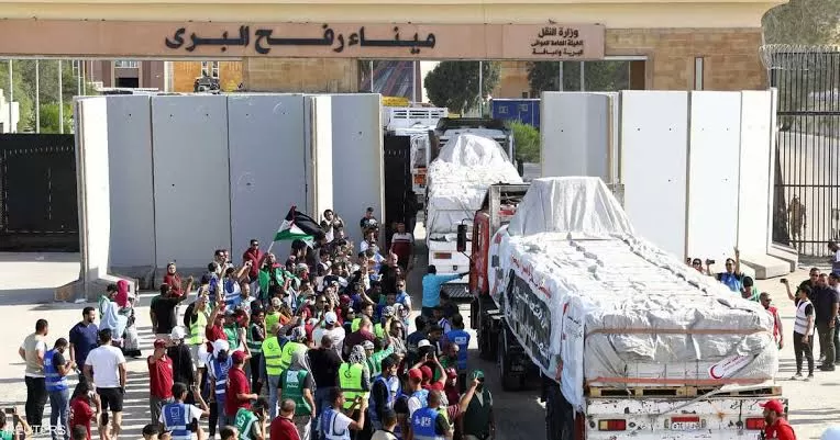 إسرائيل توافق على فتح معبر رفح وزيادة دخول المساعدات إلى غزة