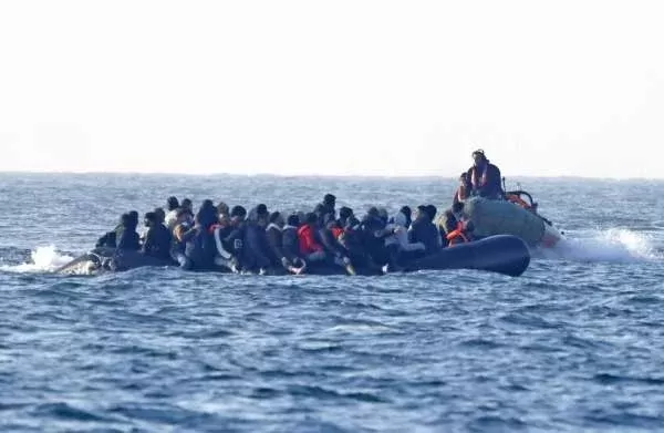 اليمن: خفر السواحل في شبوة تضبط قاربين يقلّان أكثر من 600 مهاجر إثيوبي غير شرعي