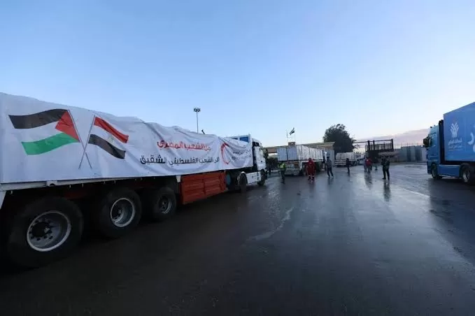 مصر تطلق 200 شاحنة مساعدات إلى قطاع غزة