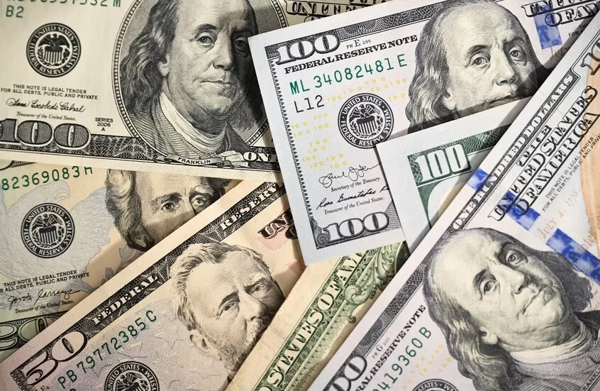 نسى بطاقته وفاز بـ500 ألف دولار في اليانصيب