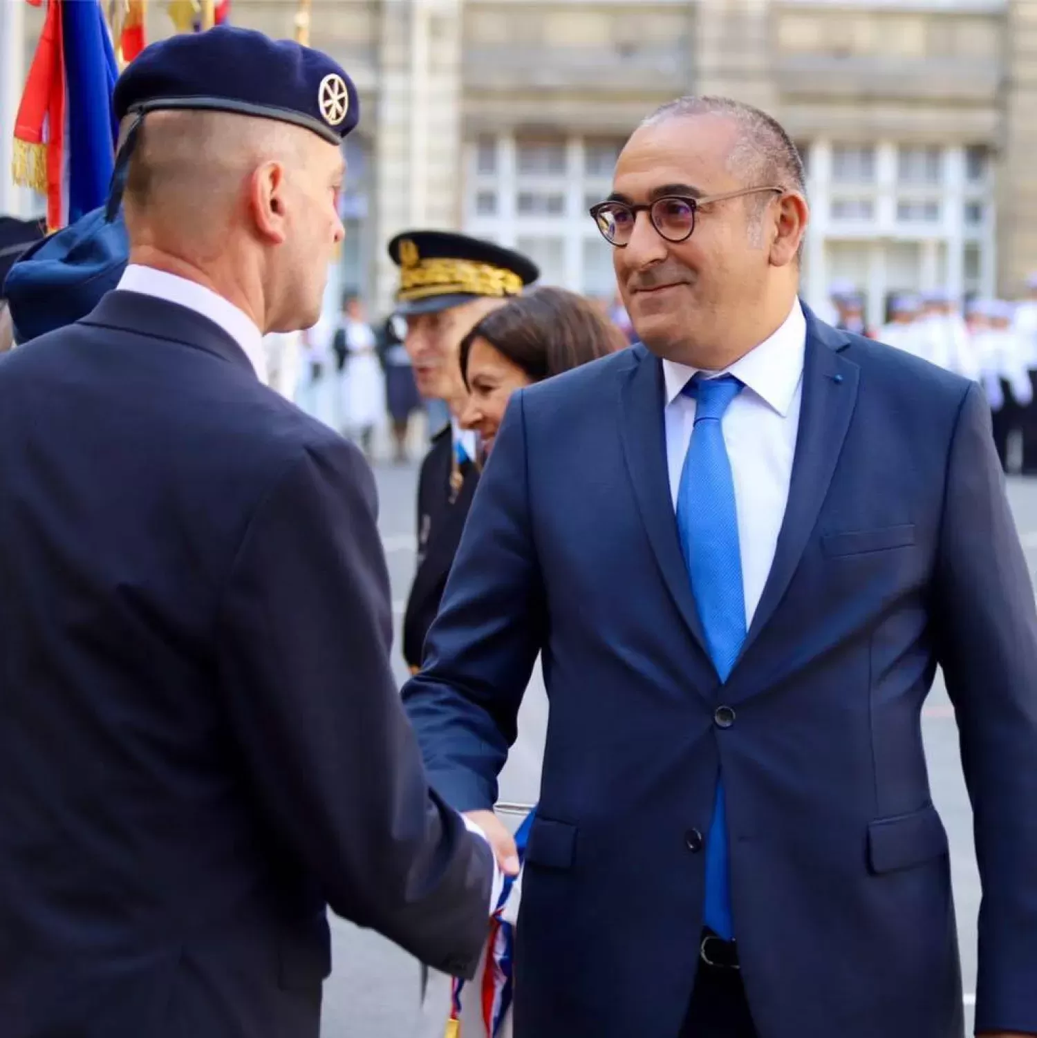 فرنسا تعيد طرح مشروع قانون لتمديد احتجاز «المهاجرين الخطيرين» حتى 210 أيام