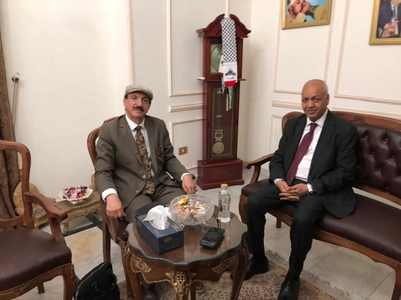 لقاء بين المستشار مصطفى خالد والنائب المصري مصطفى بكري لبحث مستجدات الملف اليمني وتقديم التهنئة بالفوز البرلماني