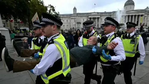 محكمة بريطانية تراجع قرار حظر "فلسطين أكشن"