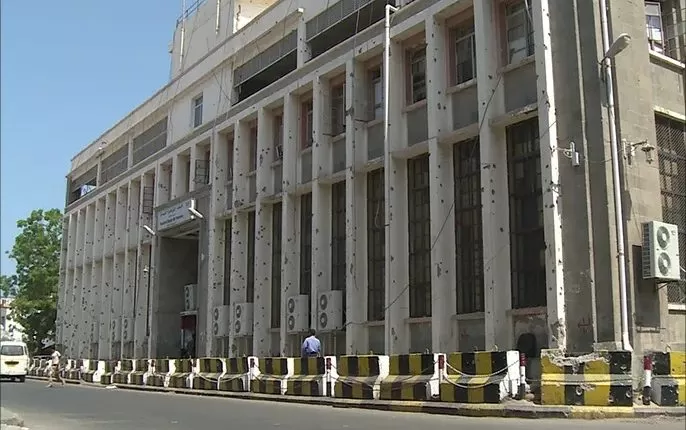 اليمن: السعودية تُعلّق وديعة ضخمة وتضغط اقتصاديًا على الانتقالي بعد رفض انسحاب من حضرموت والمهرة