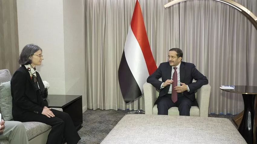 اليمن: عضو الرئاسي عثمان مجلي يحذّر من تحركات حوثية لإعادة بناء القدرات القتالية