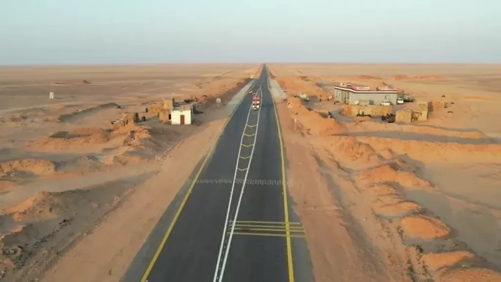 اليمن: تعليق مؤقت لحركة السير على الطريق الدولي بين مأرب وحضرموت لأسباب أمنية